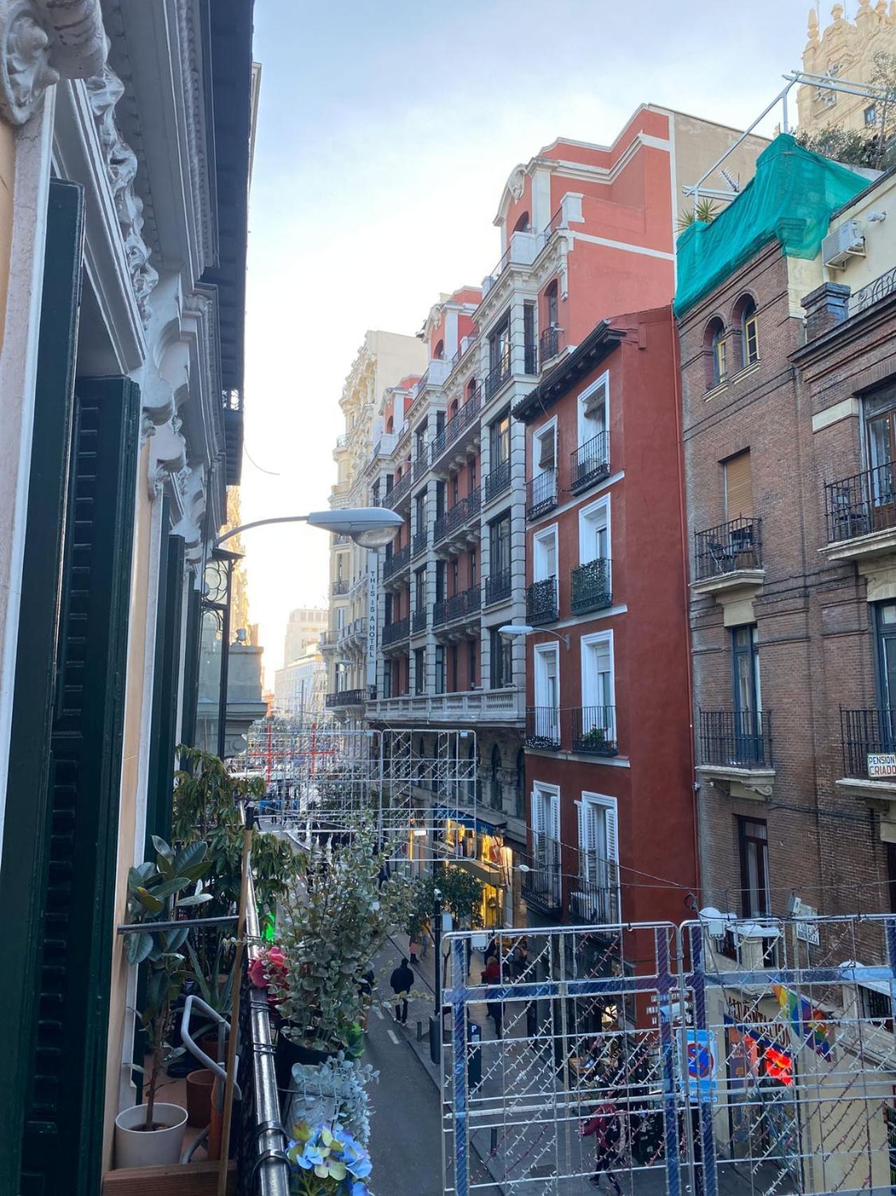Hortaleza 4, Preciso Estudio En Chueca Junto A La Gran Via De مدريد المظهر الخارجي الصورة